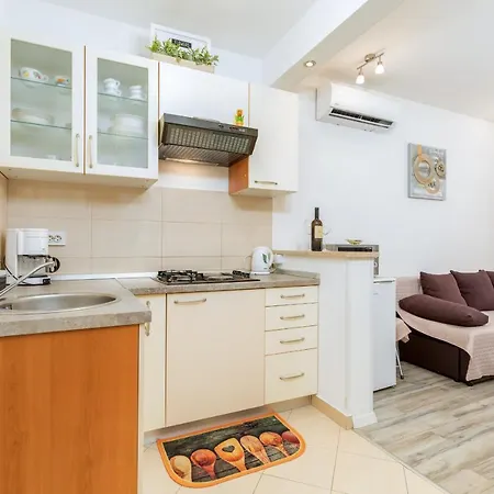 Relax Apartment Ive Pula Exterior photo